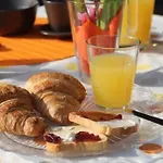 La Valle Ristorante Pizzeria 3* 잠브로네