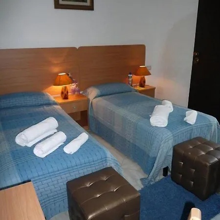 호텔 La Valle Ristorante Pizzeria 잠브로네