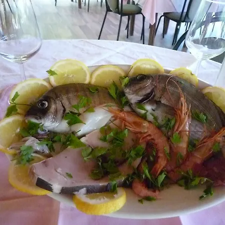 La Valle Ristorante Pizzeria 호텔 3*