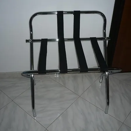 La Valle Ristorante Pizzeria מלון 3*