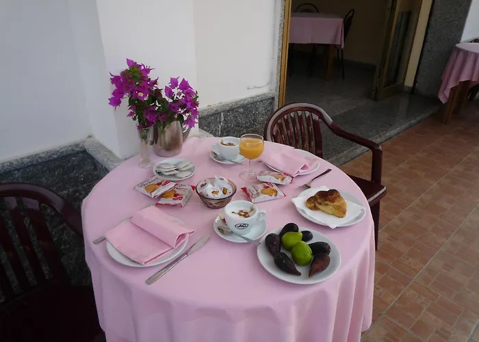 Hotell La Valle Ristorante Pizzeria Zambrone