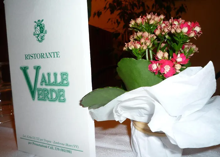 Hotell La Valle Ristorante Pizzeria Zambrone